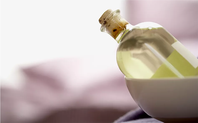 بهترین روغن ماساژ در خانه