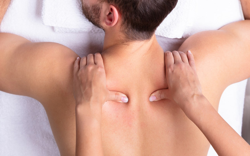 ماساژ بافت عمیق چیست و چه فوایدی دارد؟